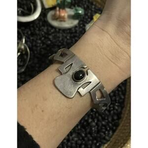 Vintage Mexico Sterling Silver Pottery Vase Cuff Bracelet FIGURAL Heavy Onyx